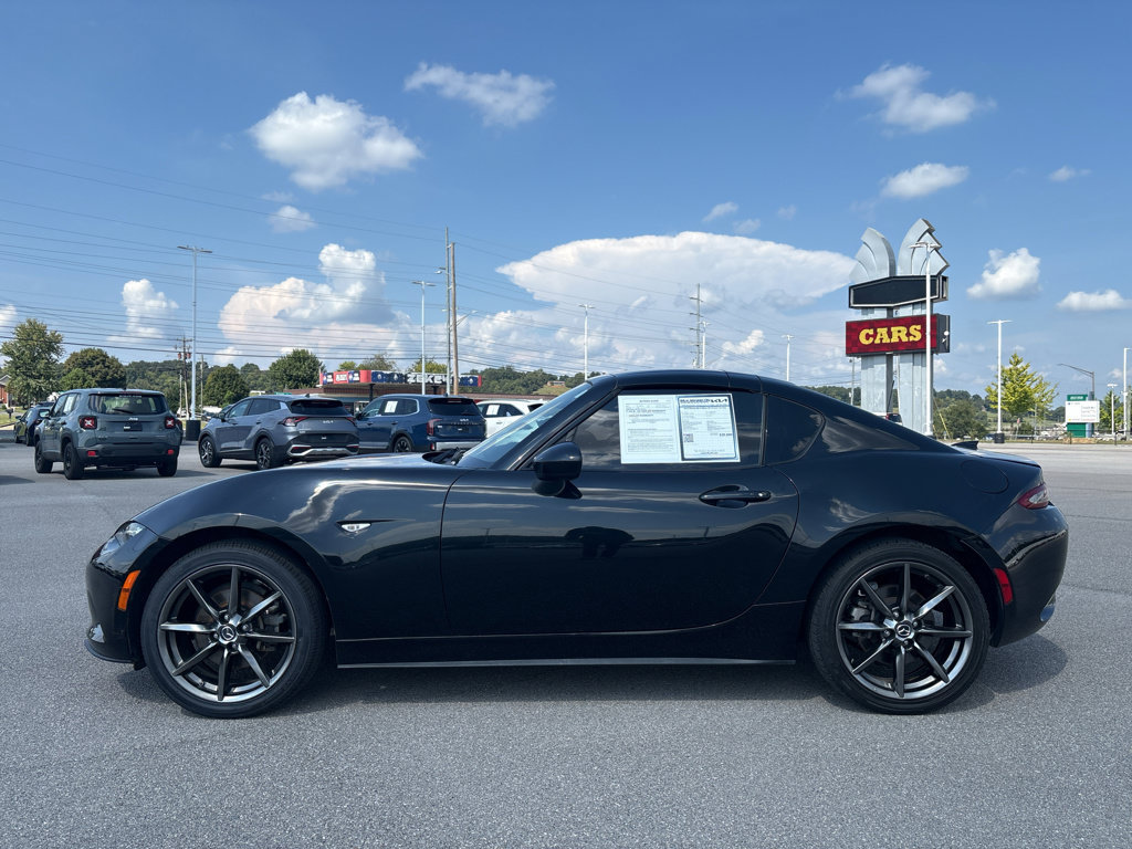 Used 2018 MAZDA MX-5 Miata RF Grand Touring RWD image 2