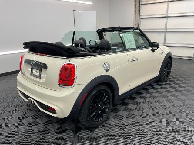Used 2020 MINI Cooper S w/ Storage Package FWD image 24