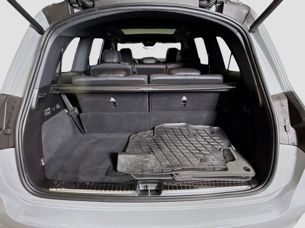Used 2024 Mercedes-Benz GLS 450 4MATIC image 28