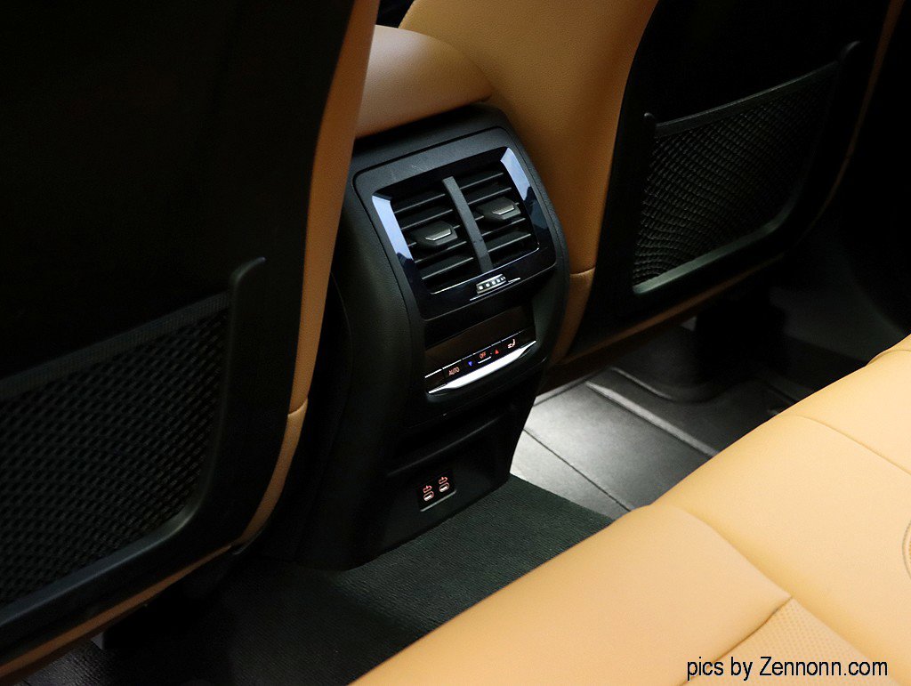 Certified 2024 BMW X3 xDrive30i w/ Premium Package image 14