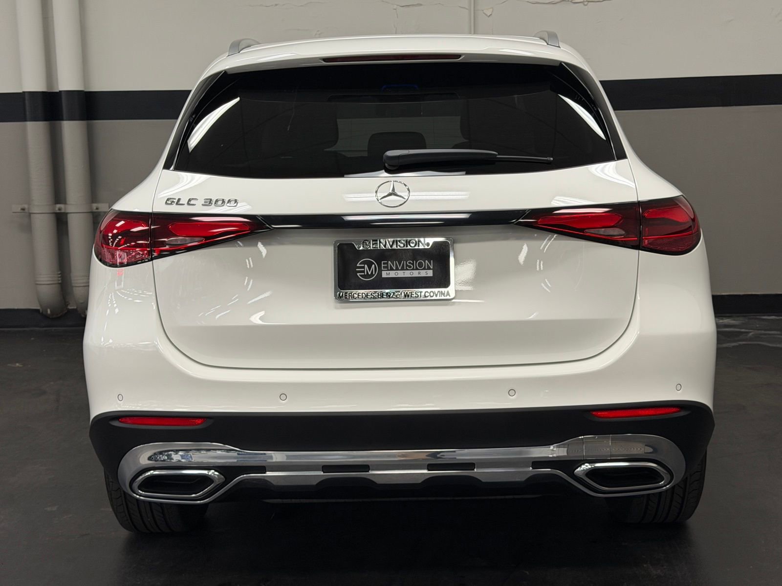 Used 2025 Mercedes-Benz GLC 300 image 11