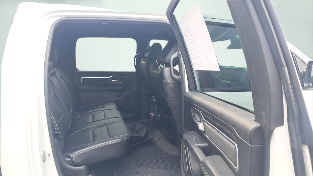 Used 2019 RAM 1500 Big Horn AWD/4WD image 14
