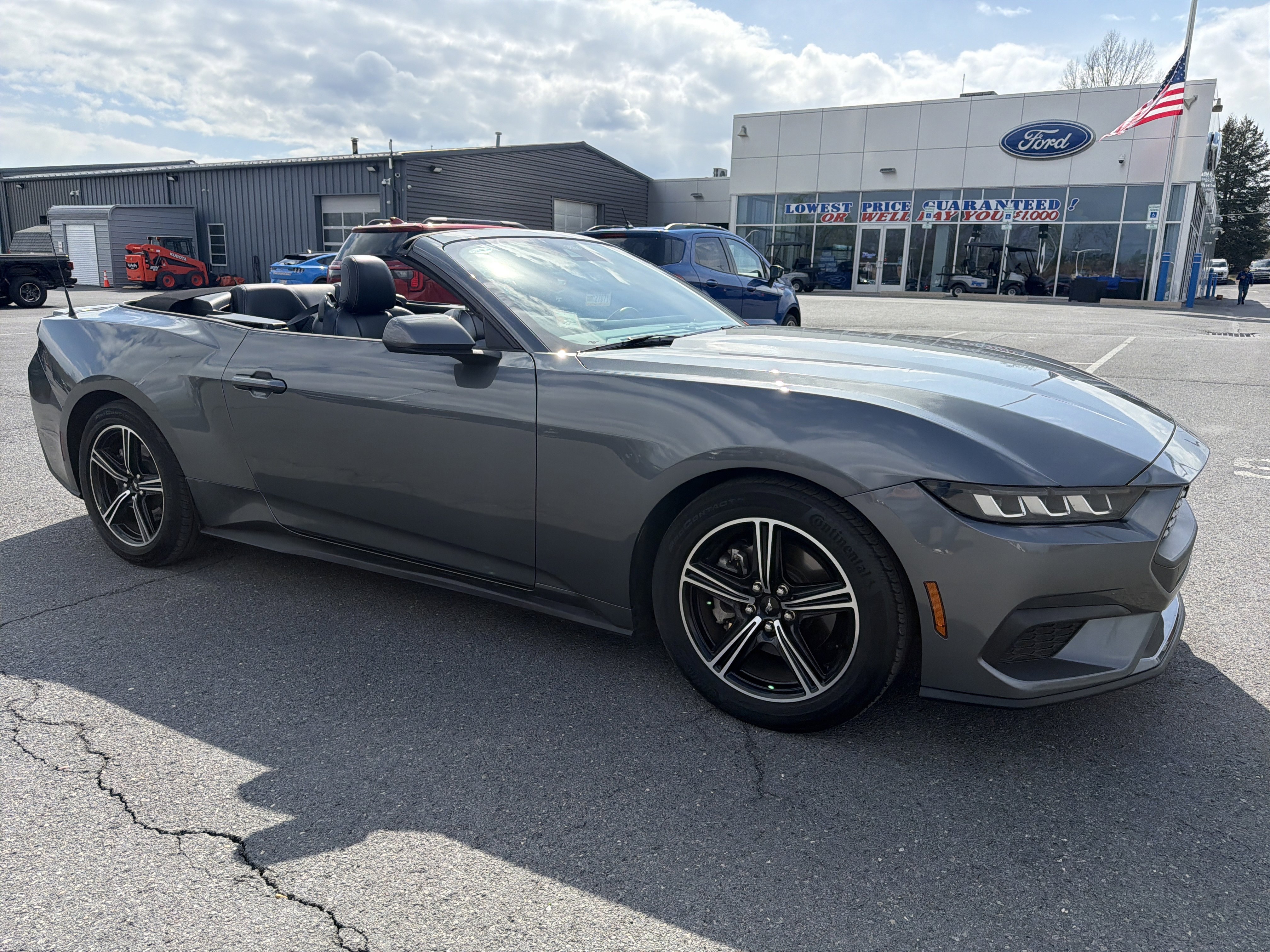 Certified 2025 Ford Mustang Premium image 30