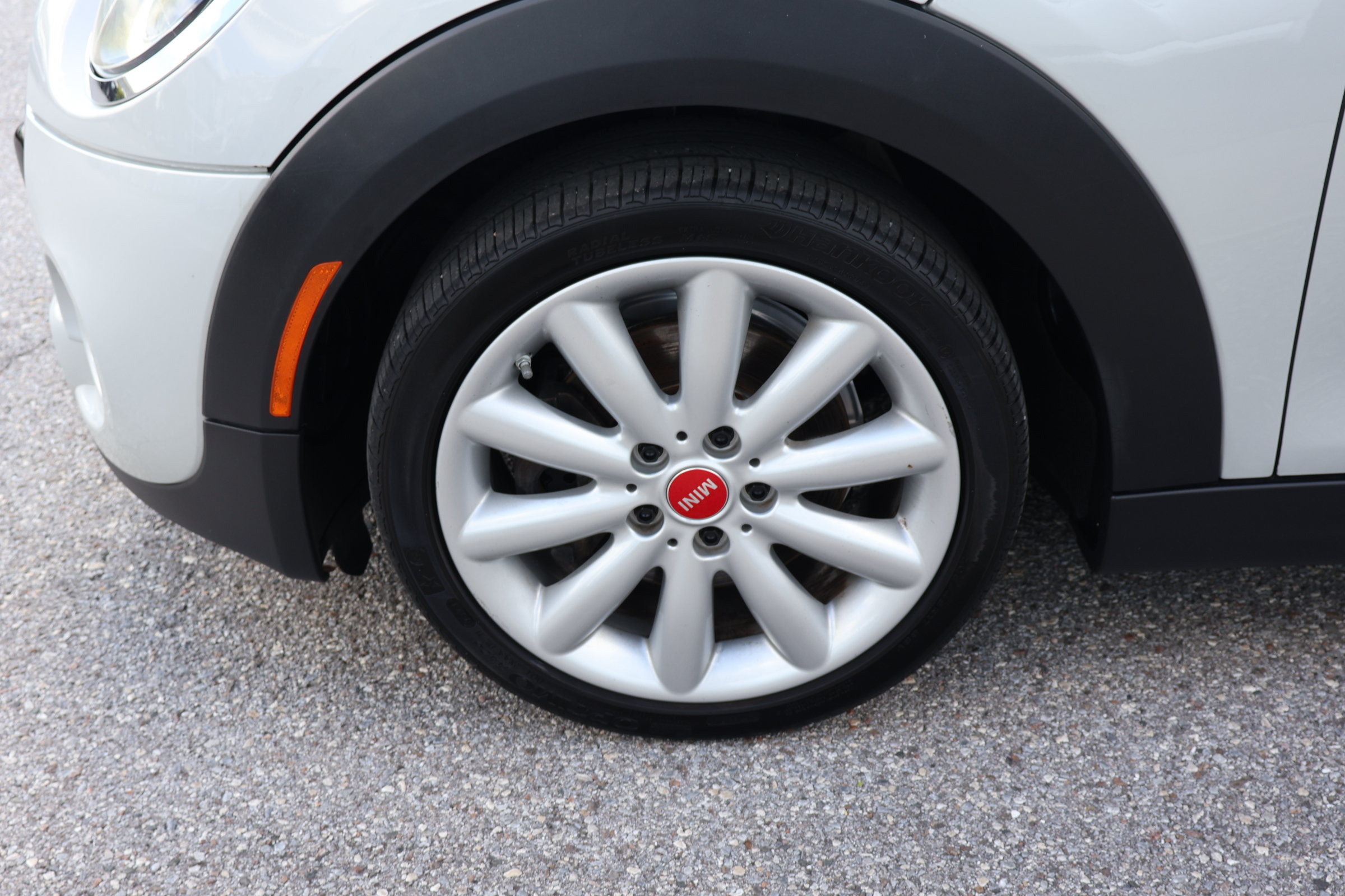 Used 2020 MINI Cooper S FWD image 13