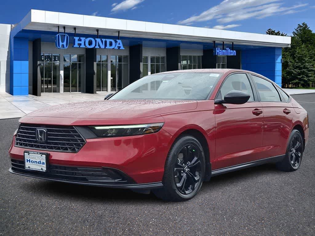 Certified 2025 Honda Accord SE image 1