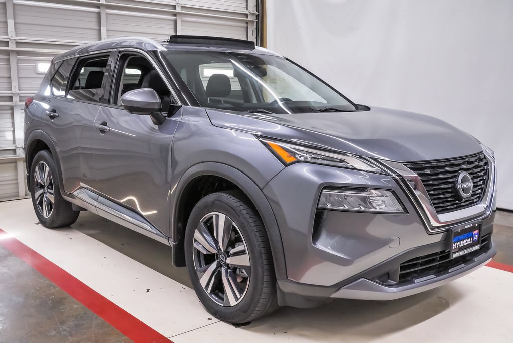 Used 2023 Nissan Rogue SL FWD image 5