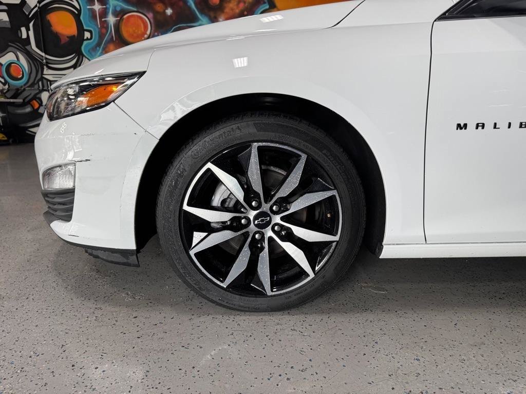 Used 2022 Chevrolet Malibu RS FWD image 23