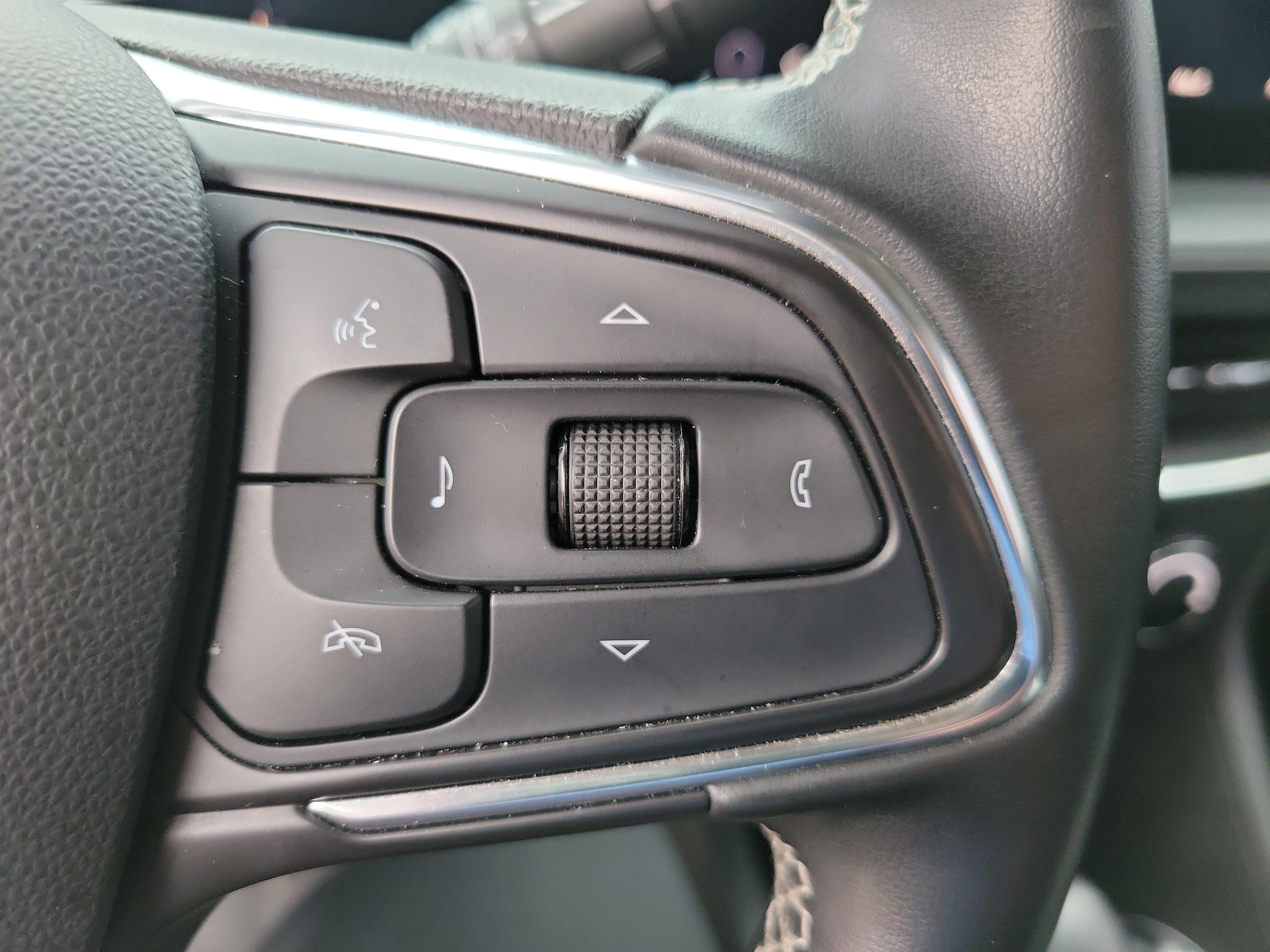 Used 2024 Buick Encore GX Preferred w/ Advanced Technology Package FWD image 22