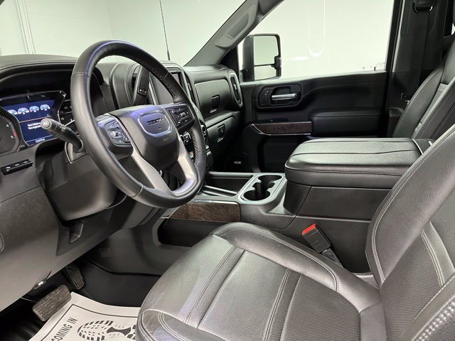Used 2023 GMC Sierra 3500 Denali w/ Denali Black Diamond Edition AWD/4WD image 20
