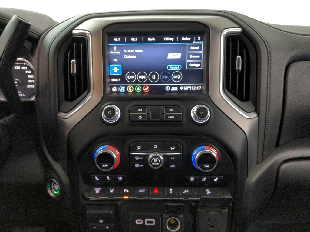 Used 2020 GMC Sierra 2500 Denali w/ Denali Ultimate Package image 22