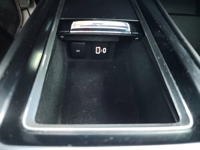 Used 2022 Lincoln Corsair Reserve image 27