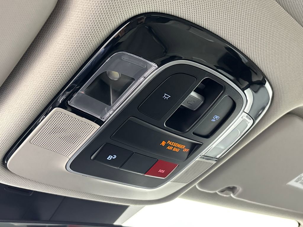 Used 2025 Hyundai Tucson Limited image 23