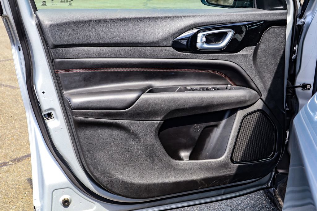 Used 2024 Jeep Compass Trailhawk image 36