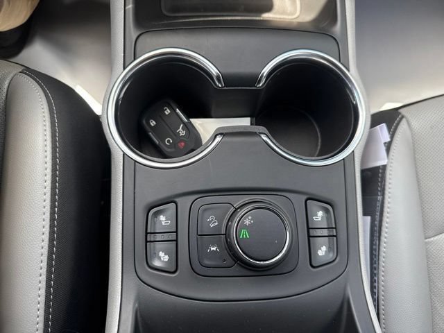 Used 2023 GMC Terrain SLT FWD image 21