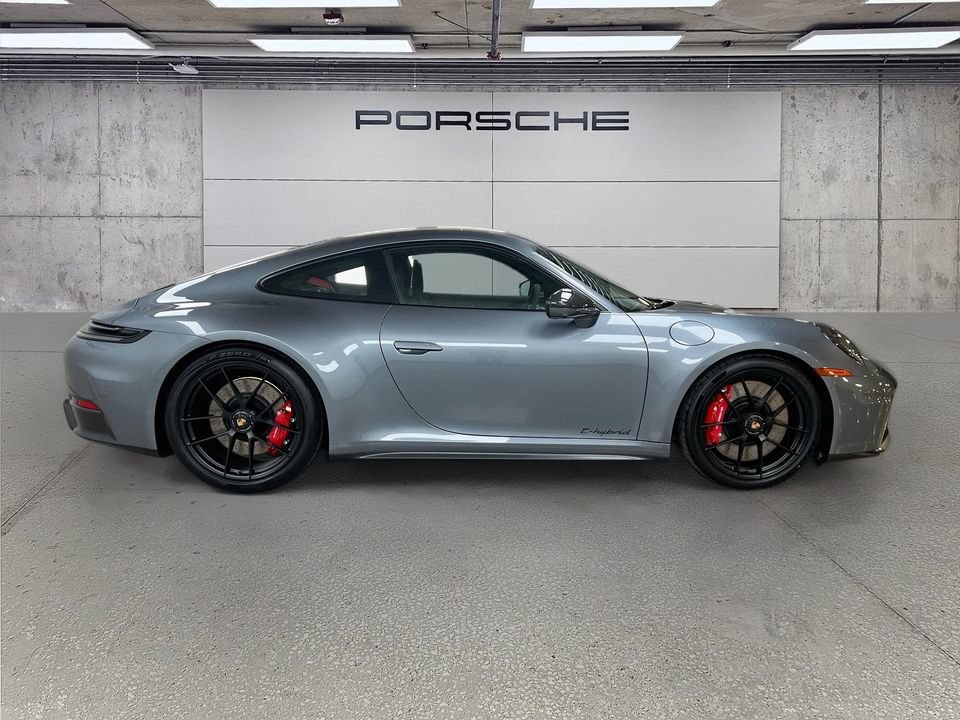 New 2026 Porsche 911 Carrera 4 GTS AWD/4WD image 8