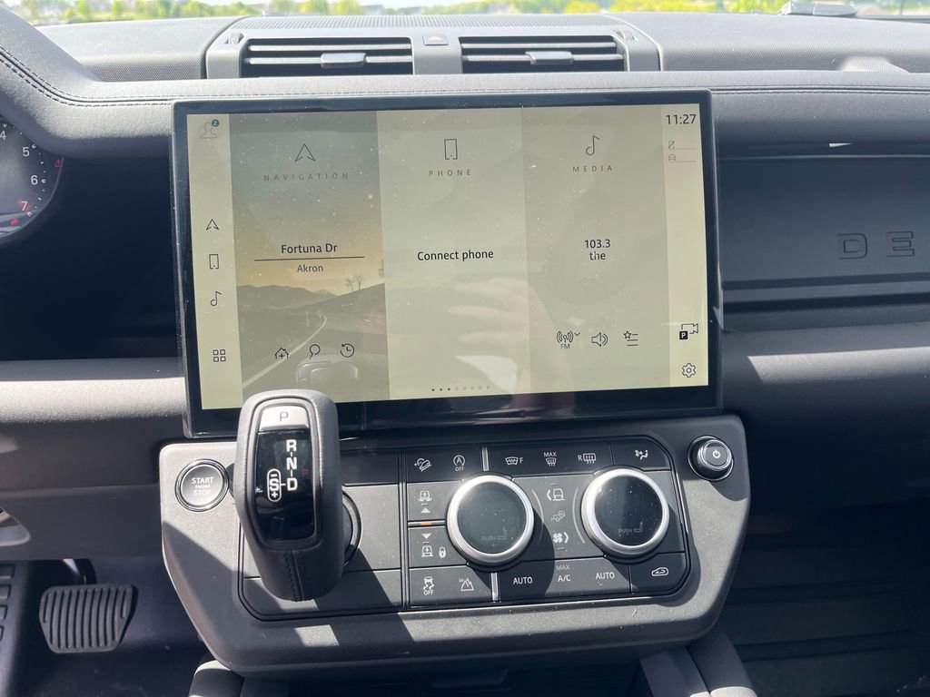 New 2026 Land Rover Defender 110 S AWD/4WD image 15