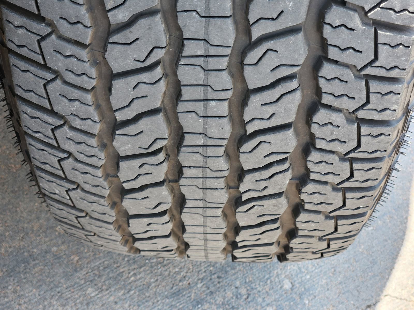 New 2025 GMC Hummer EV 2X image 14