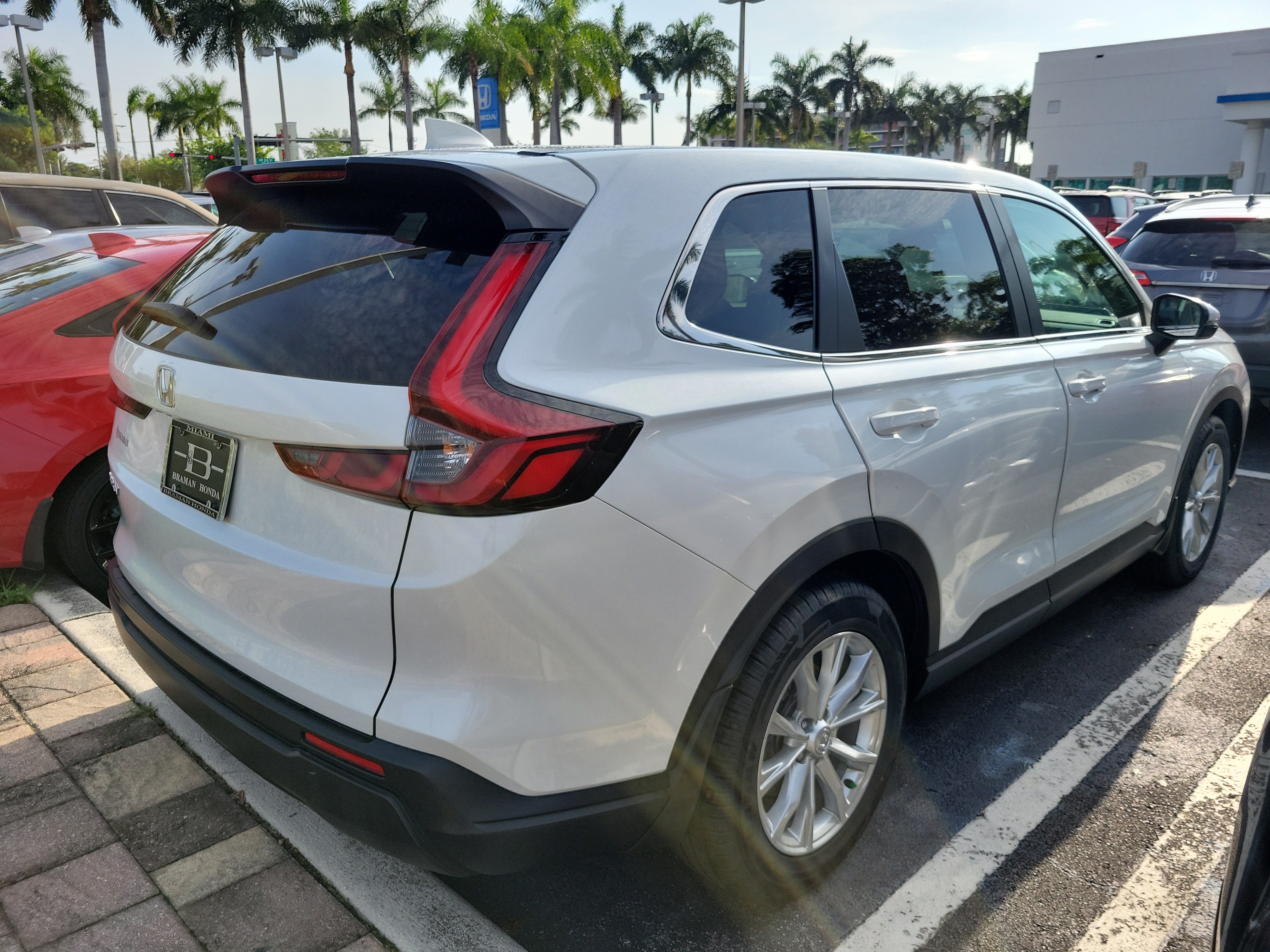 Certified 2024 Honda CR-V EX image 3