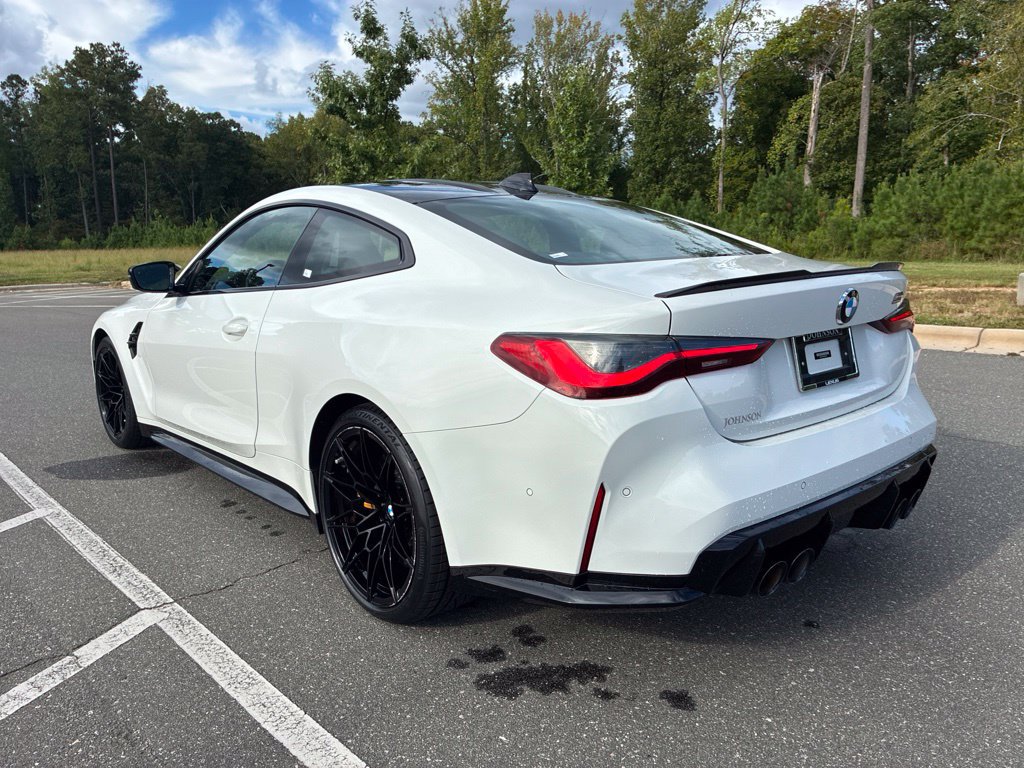 Used 2021 BMW M4 Competition w/ Executive Package RWD image 11