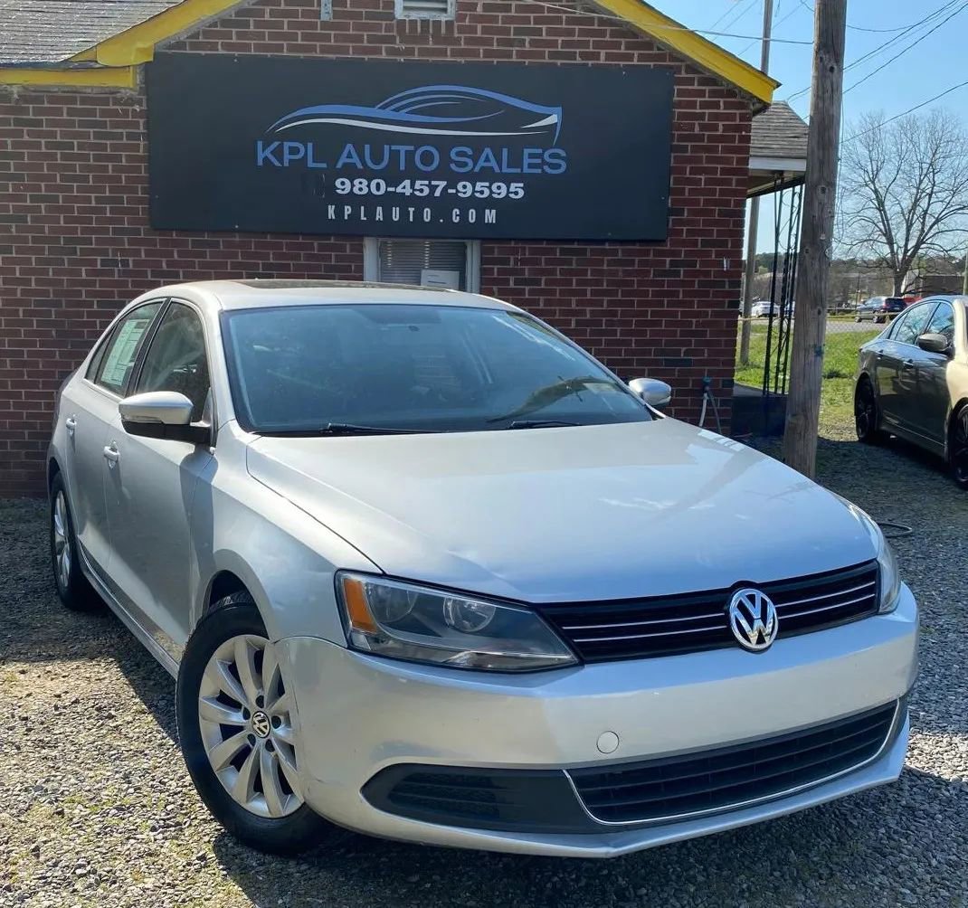 Used 2014 Volkswagen Jetta SE image 1