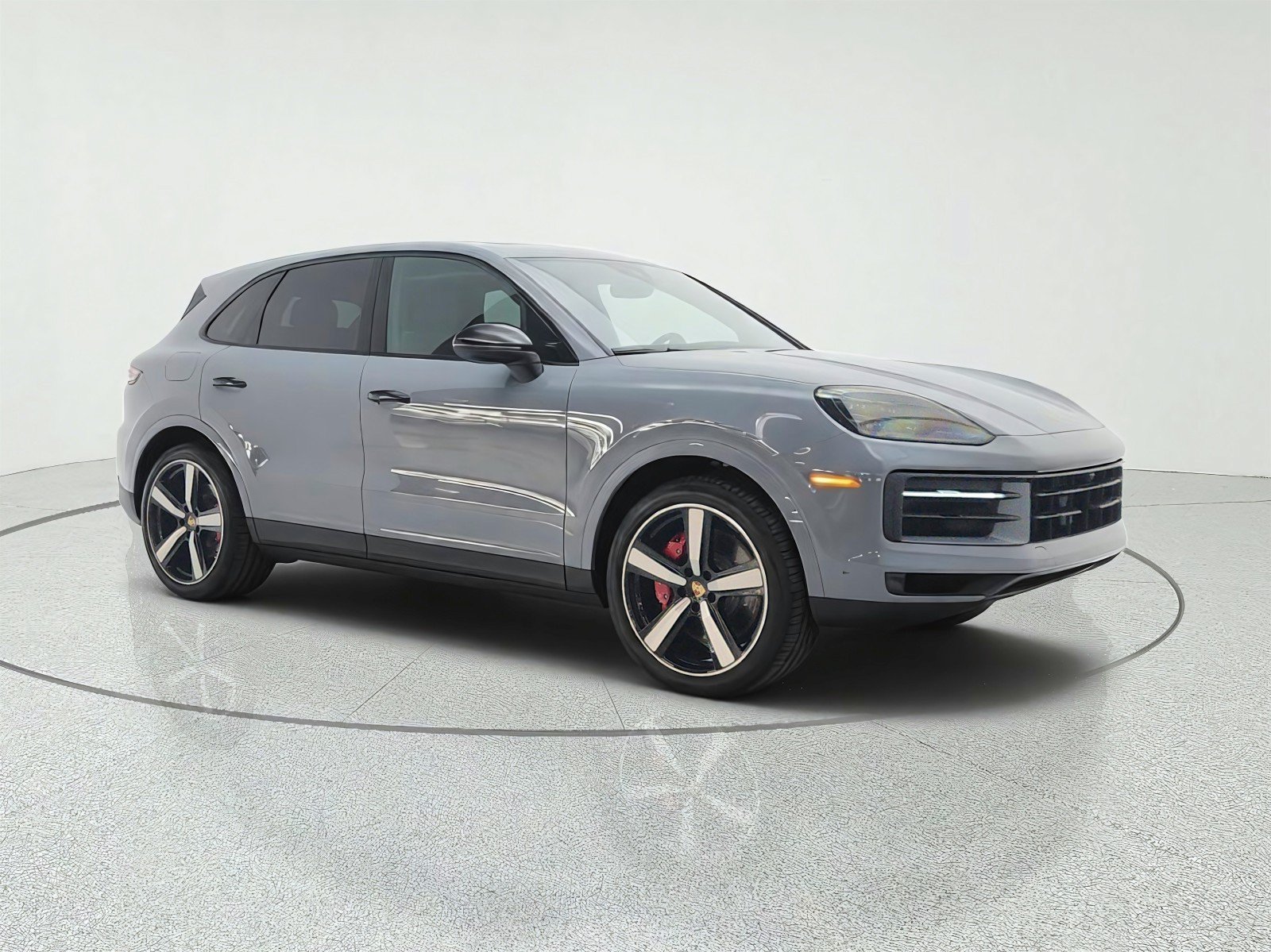 Used 2024 Porsche Cayenne S AWD/4WD image 3