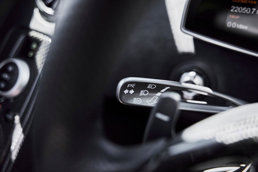 Used 2012 McLaren MP4-12C Coupe RWD image 47