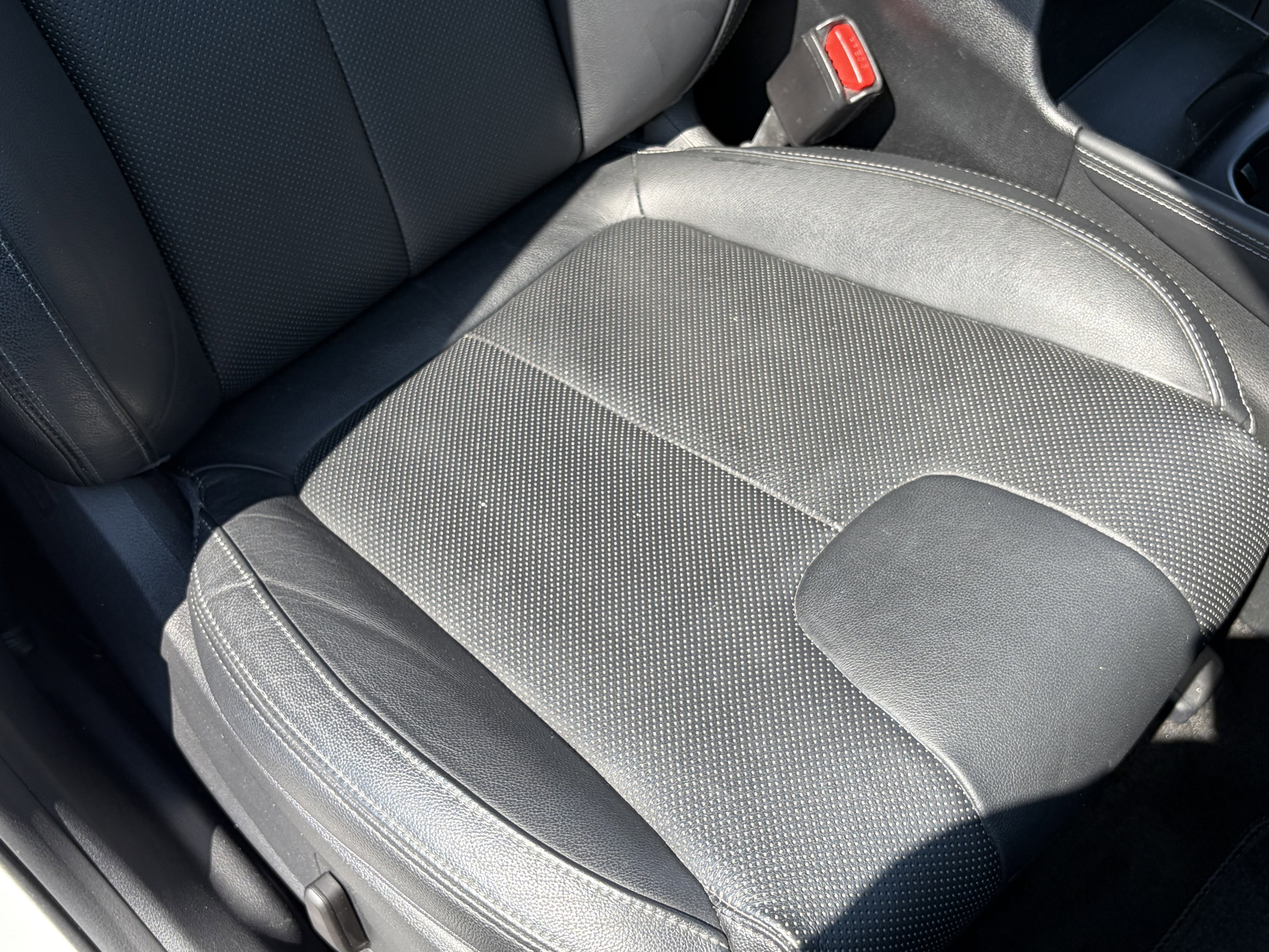 Used 2019 Hyundai Santa Fe Limited FWD image 35