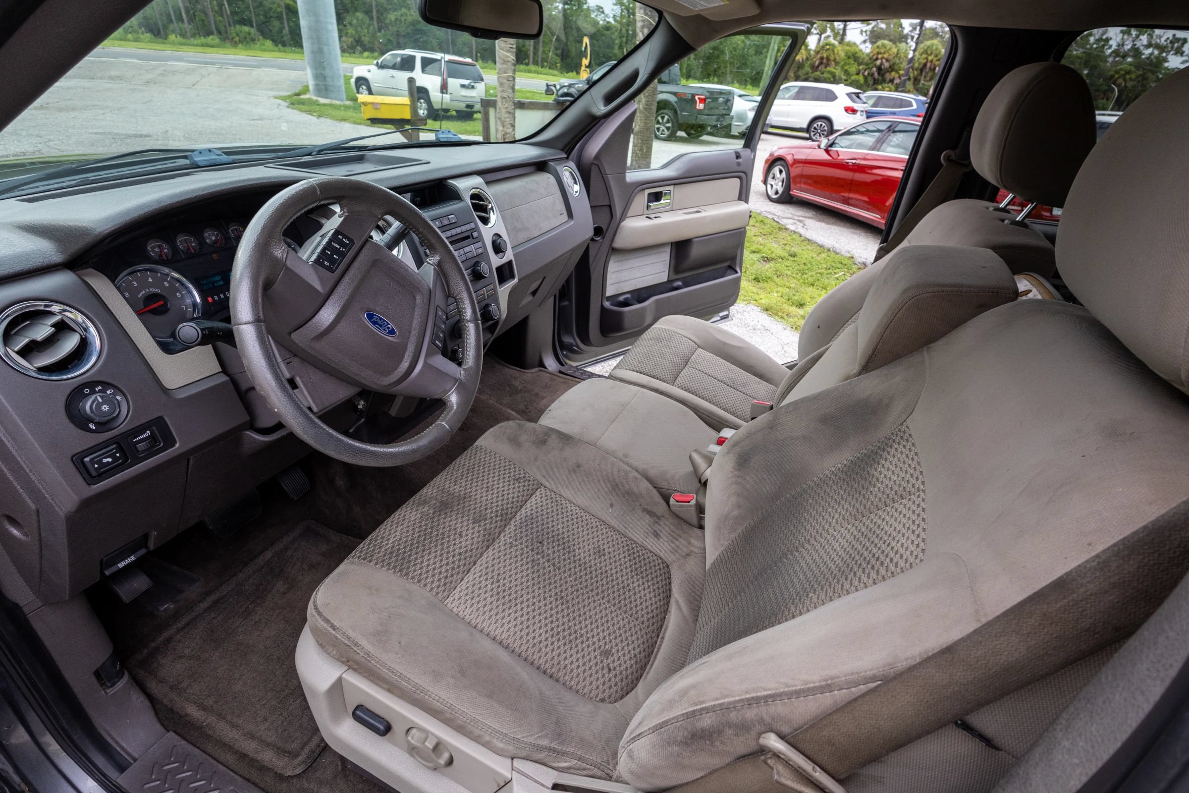 Used 2010 Ford F150 Platinum AWD/4WD image 6