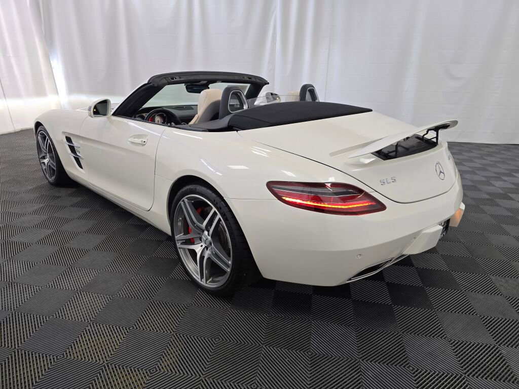 Used 2012 Mercedes-Benz SLS AMG Roadster image 56