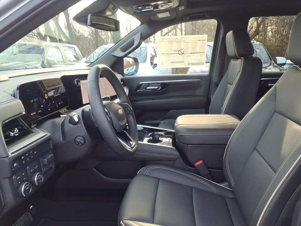 New 2026 Chevrolet Tahoe Premier w/ Sun And Tow Package AWD/4WD image 11