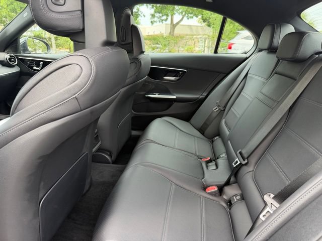 Used 2025 Mercedes-Benz C 300 Sedan image 11