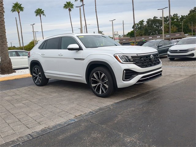 New 2026 Volkswagen Atlas Cross Sport SEL Premium R-Line image 2