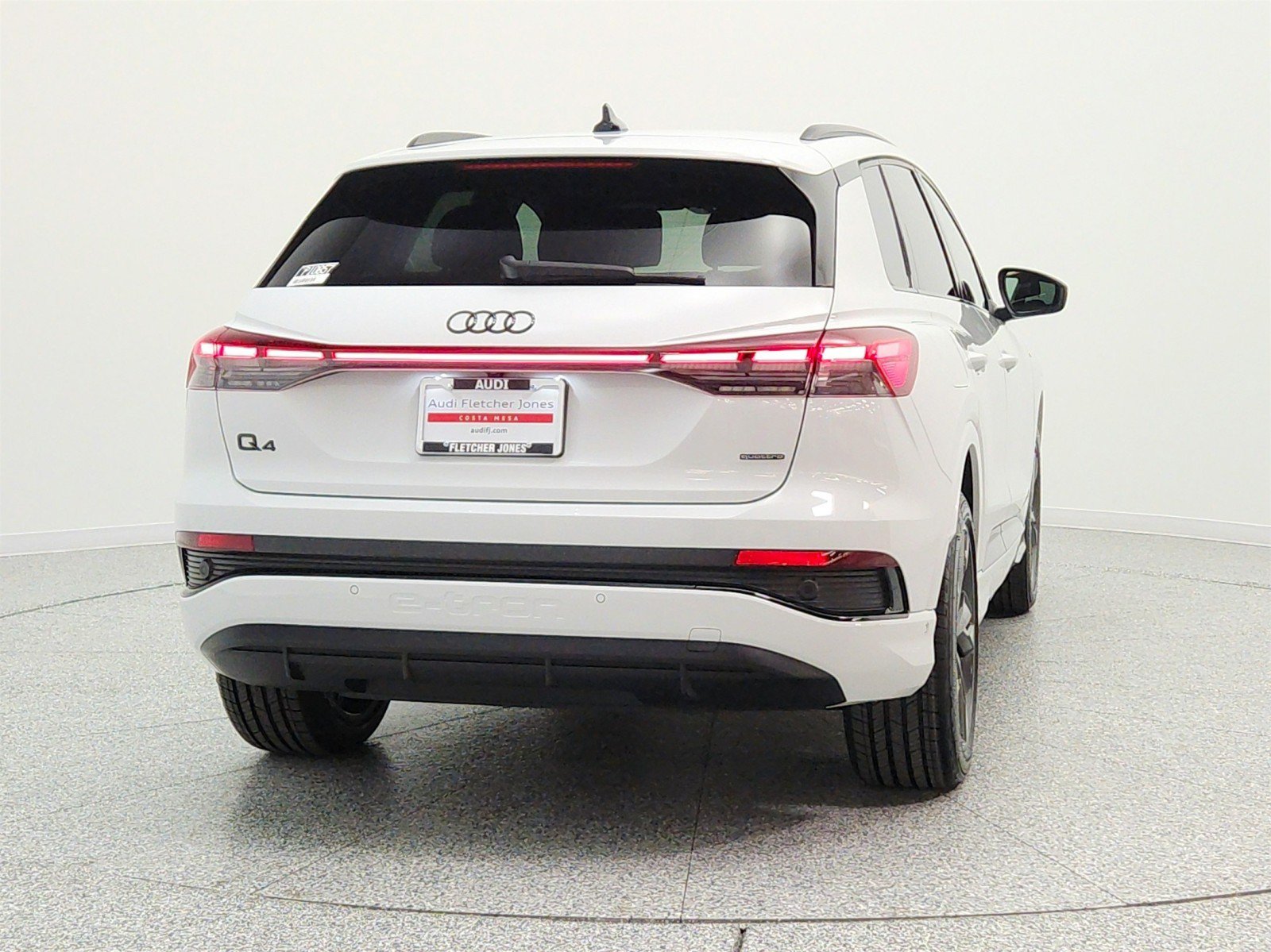 Used 2024 Audi Q4 e-tron Premium Plus w/ Premium Plus AWD/4WD image 6