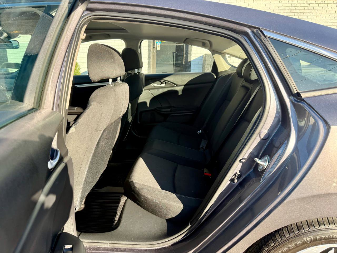 Used 2016 Honda Civic EX-T image 19