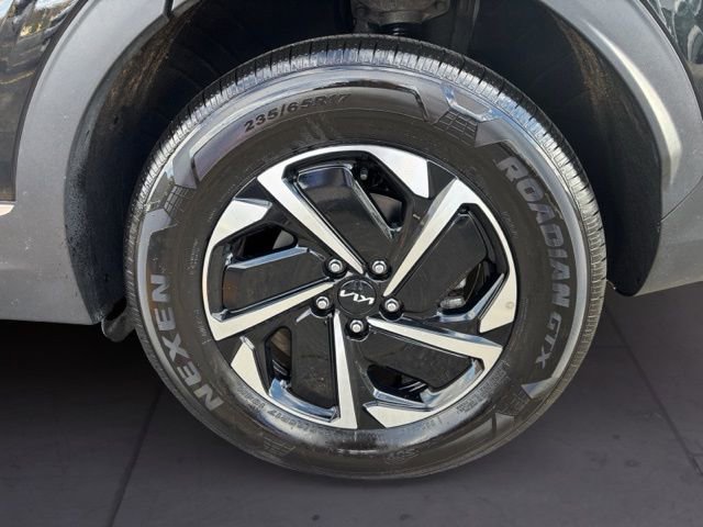 Certified 2023 Kia Sportage LX image 9