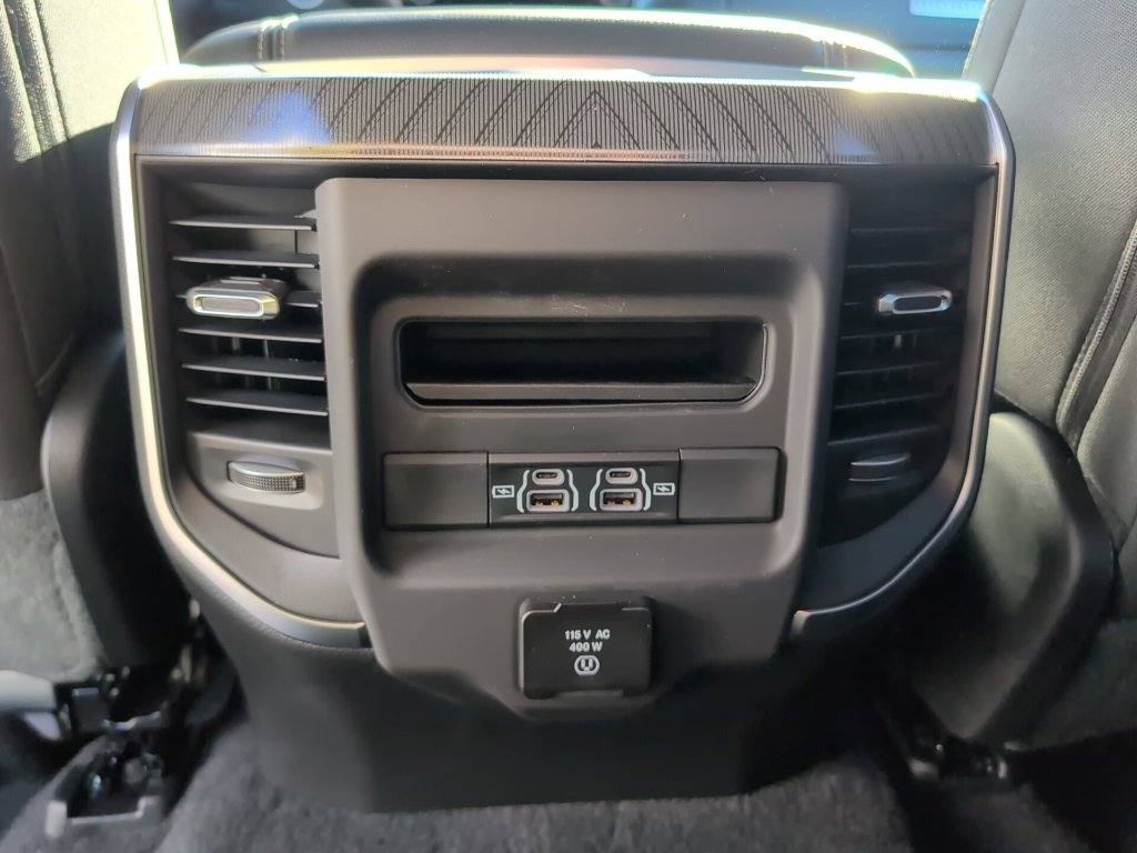 New 2026 RAM 1500 4x4 Crew Cab image 17