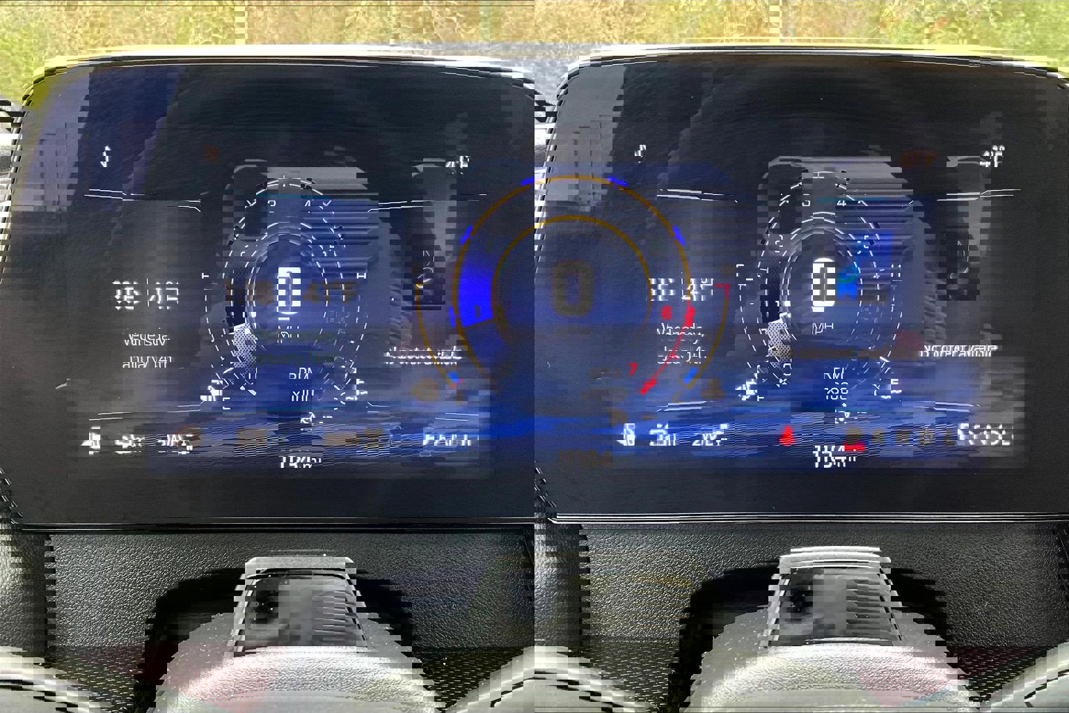 Used 2025 Chevrolet Traverse RS w/ LPO, Floor Liner Package image 8