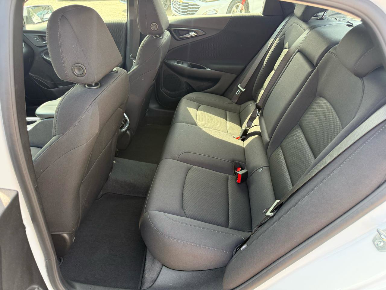 Used 2025 Chevrolet Malibu LT FWD image 15