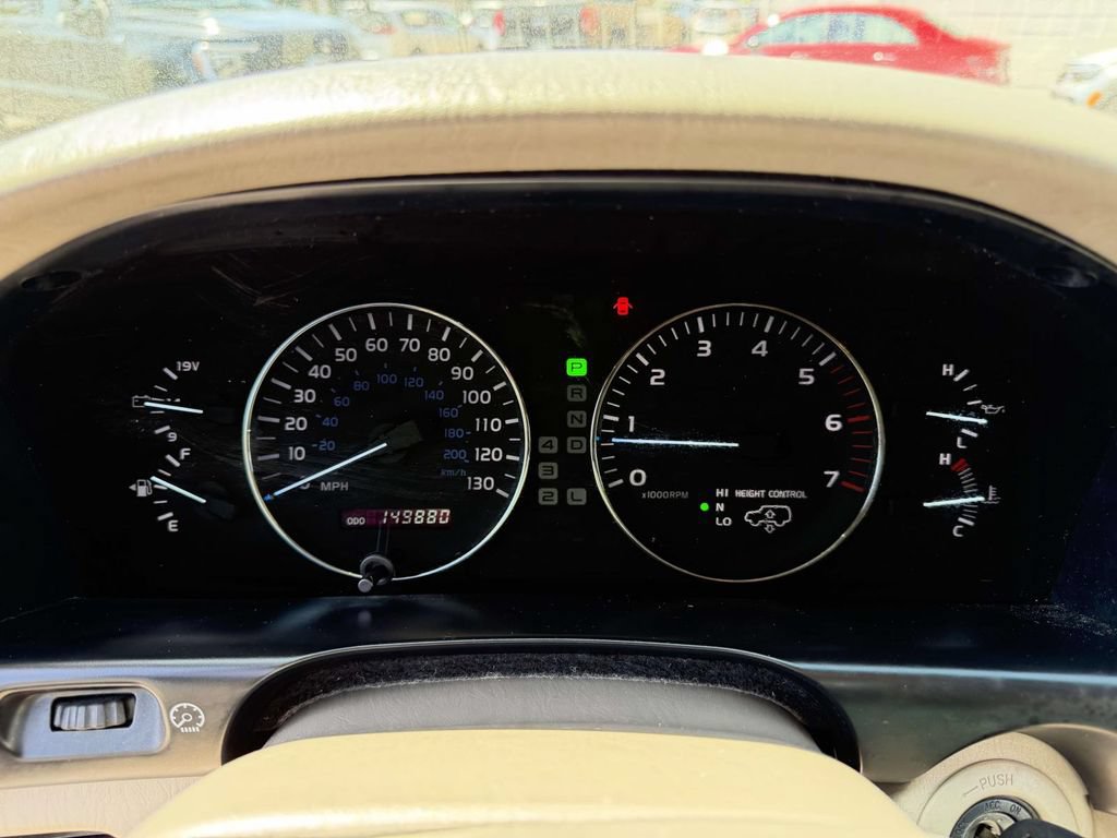 Used 2004 Lexus LX 470 4WD image 29