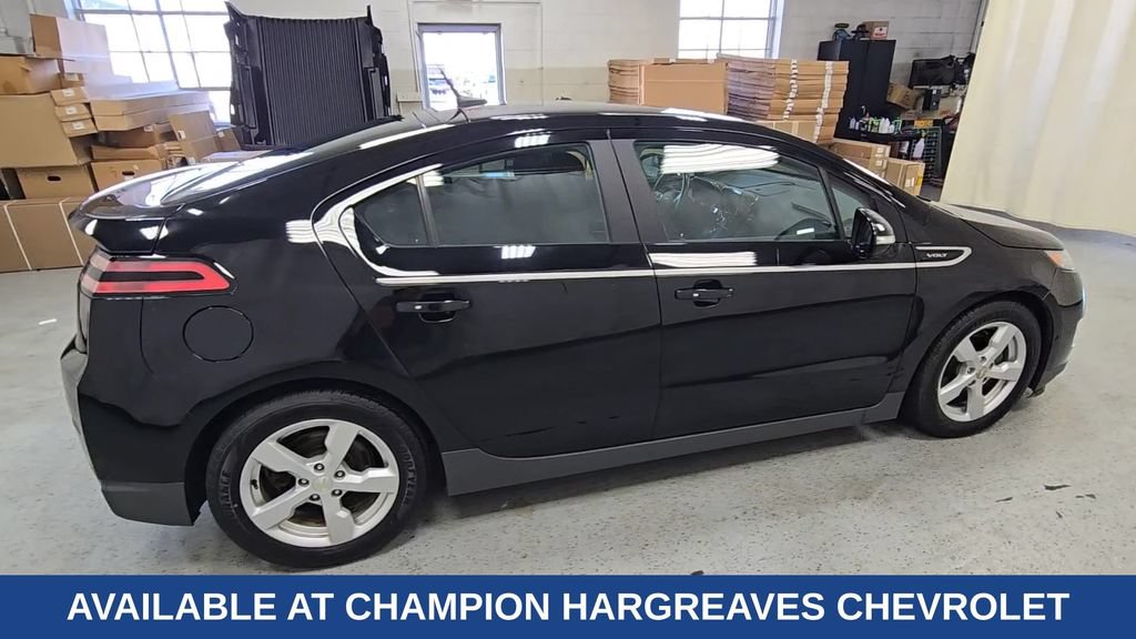 Used 2014 Chevrolet Volt FWD image 11