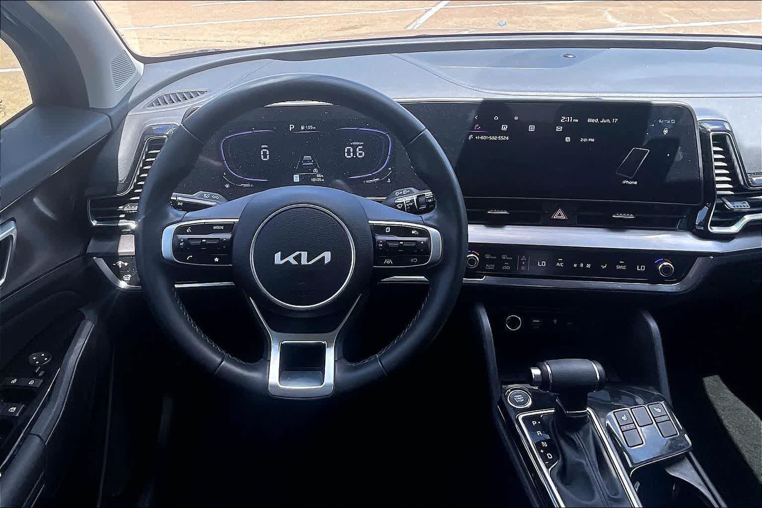 Certified 2025 Kia Sportage EX w/ Premium Package FWD image 12