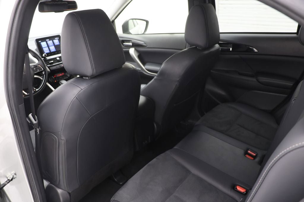 Used 2025 Mitsubishi Eclipse Cross SE image 10
