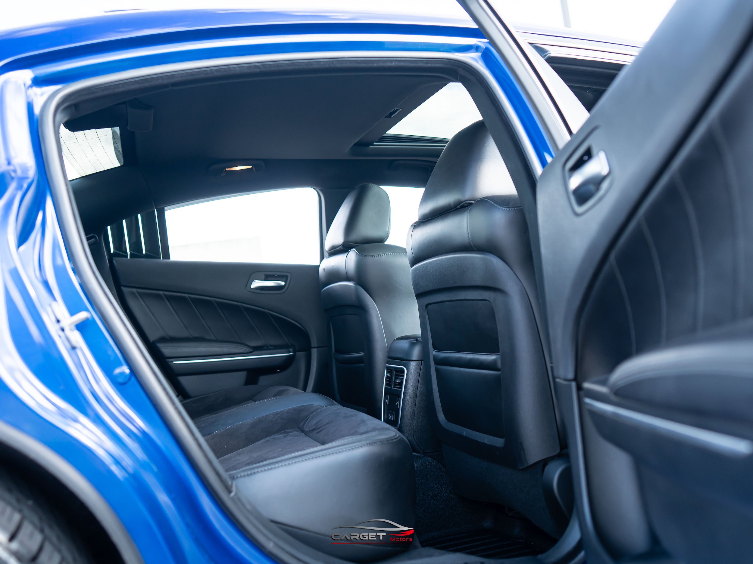 Used 2018 Dodge Charger R/T Scat Pack RWD image 19