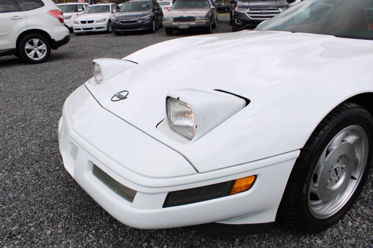 Used 1996 Chevrolet Corvette Coupe RWD image 20