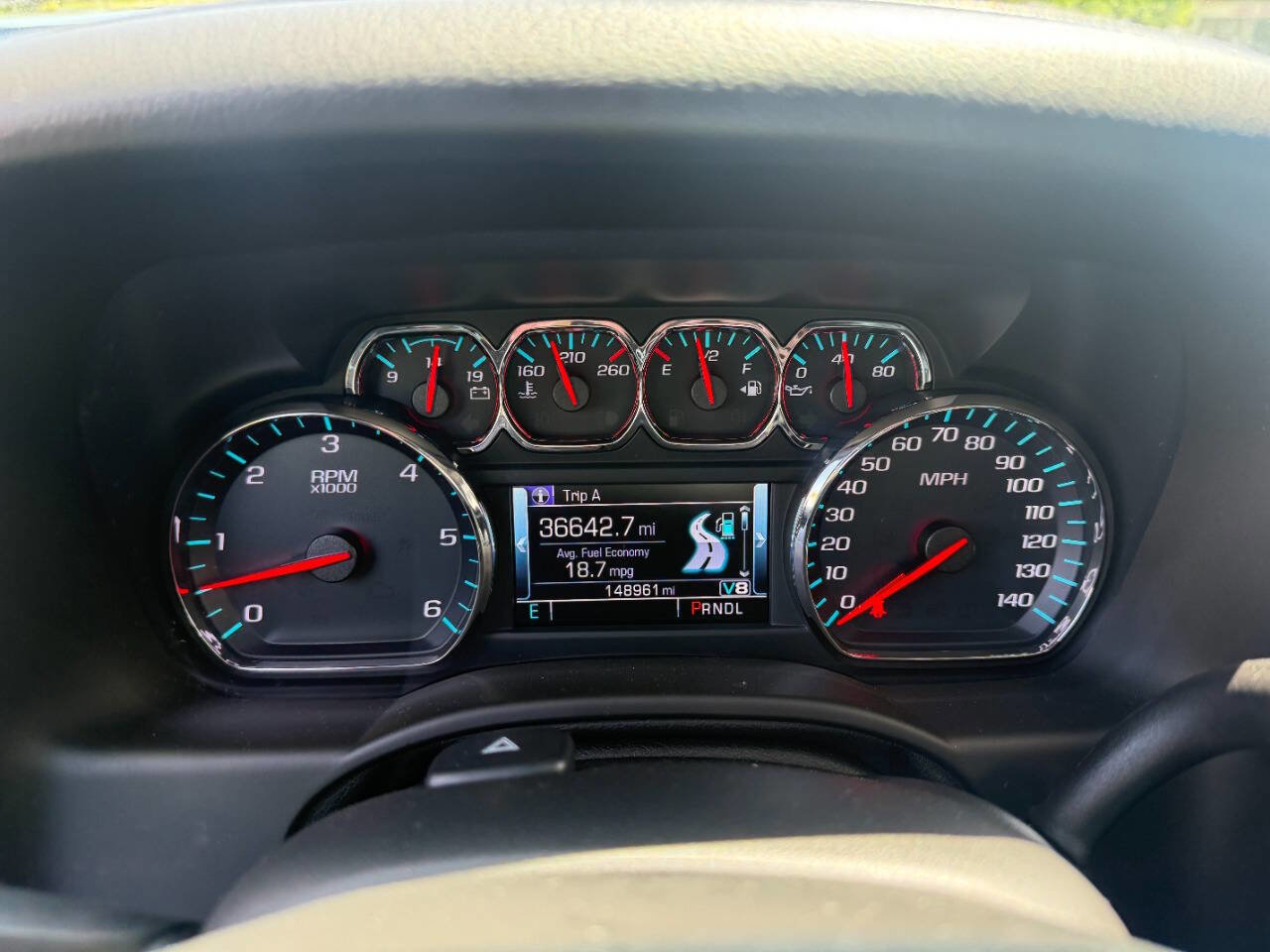 Used 2018 GMC Yukon SLT w/ Open Road Package AWD/4WD image 22