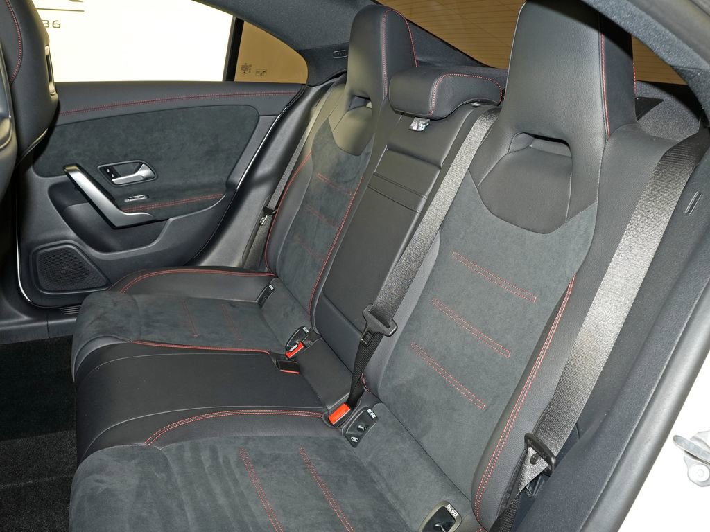 Certified 2022 Mercedes-Benz CLA 250 4MATIC image 31