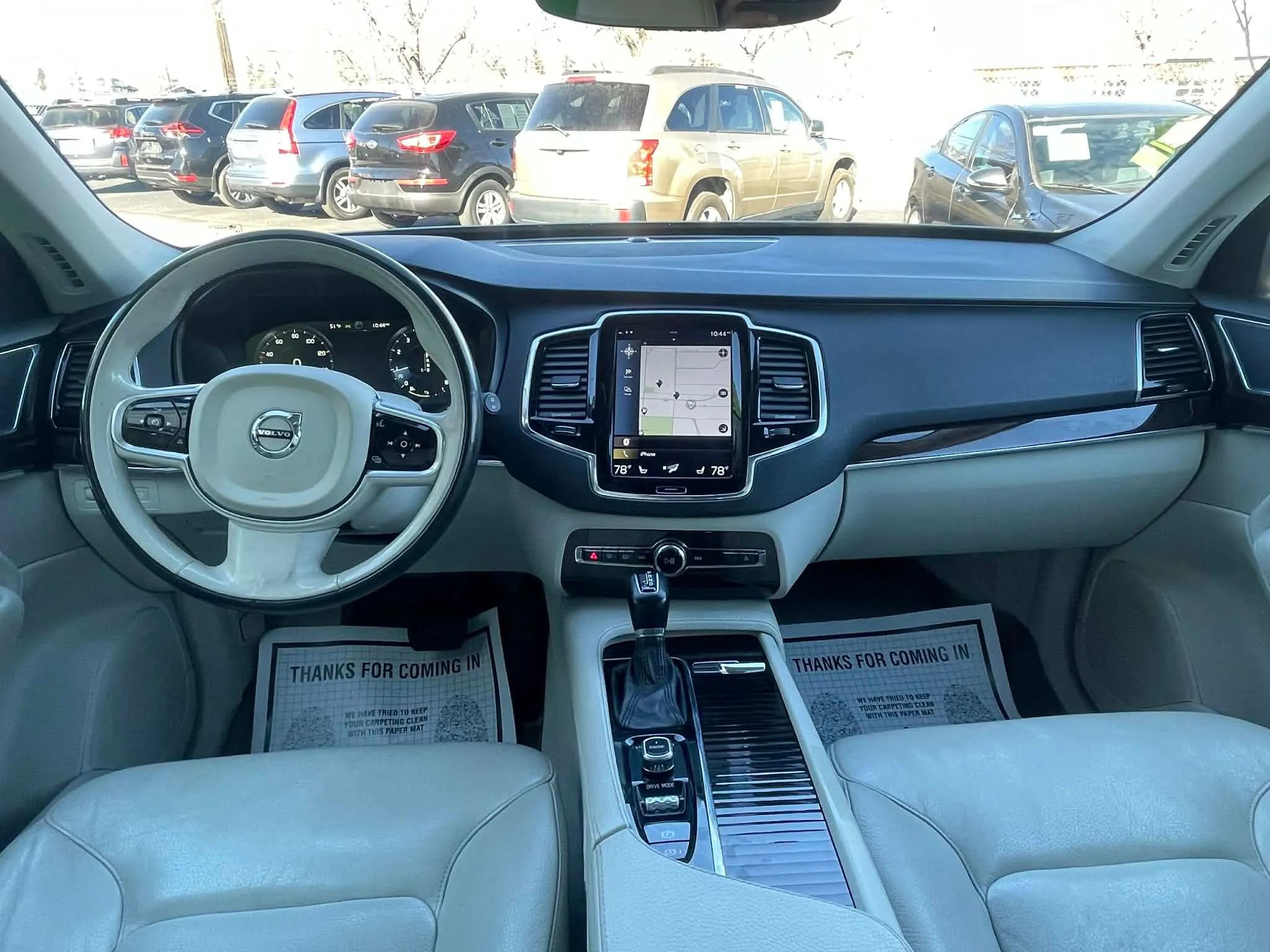 Used 2016 Volvo XC90 T6 Momentum w/ Momentum Plus Package image 20