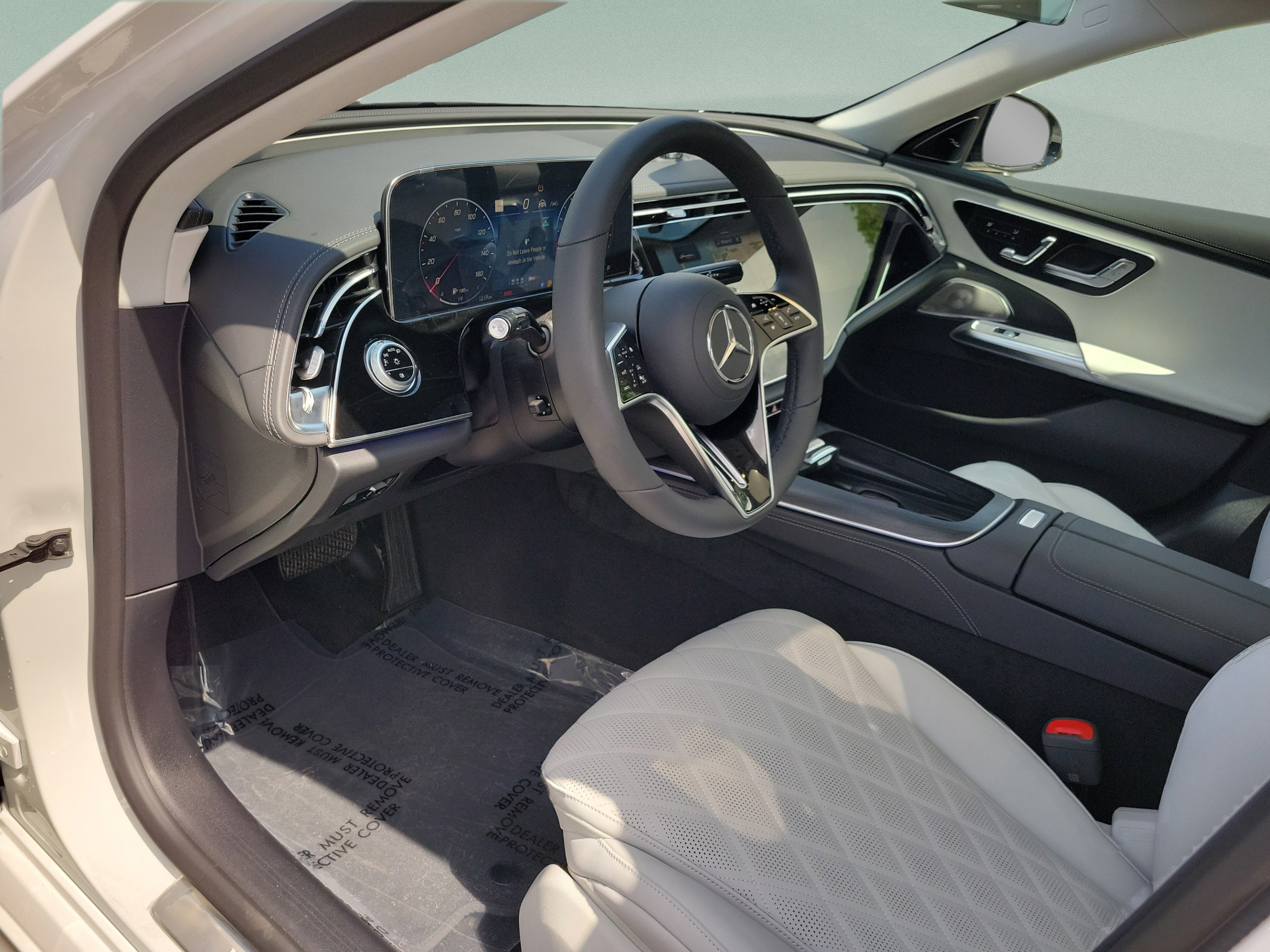 New 2026 Mercedes-Benz E 450 4MATIC Sedan image 18