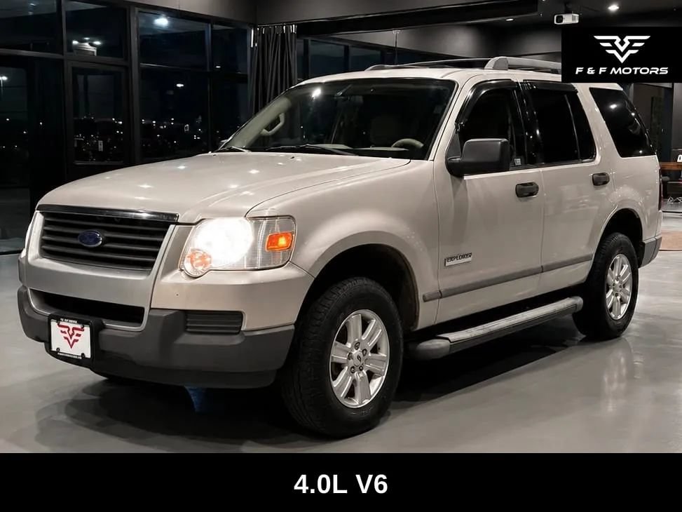 Used 2006 Ford Explorer XLS AWD/4WD image 2