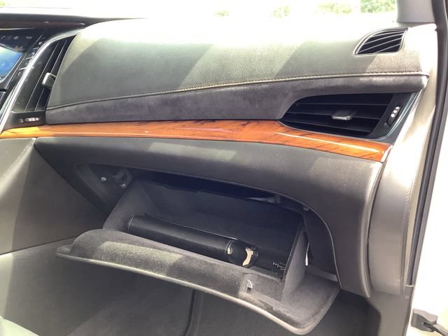 Used 2015 Cadillac Escalade ESV Luxury RWD image 42